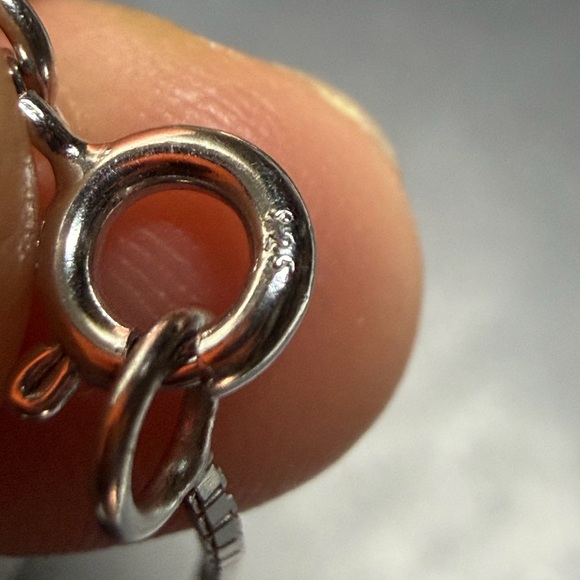 Silver Jerusalem Cross that opens to necklace - Picture 7 of 15